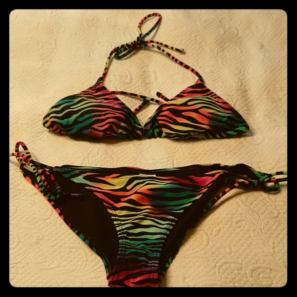 Bathing suit